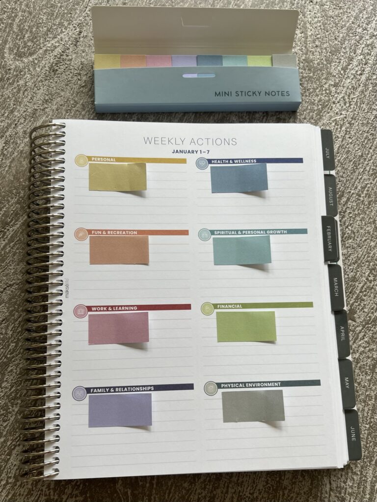 New mini sticky notes in the eight colors of life. 